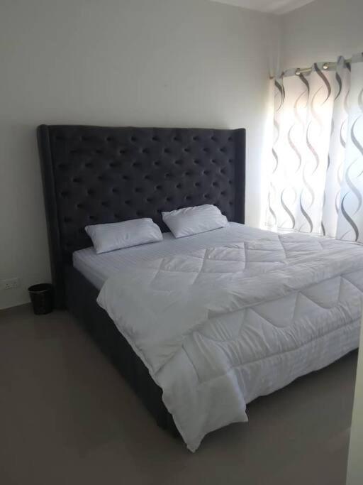 Spacious Zamtel Flat Lusaka Exterior foto